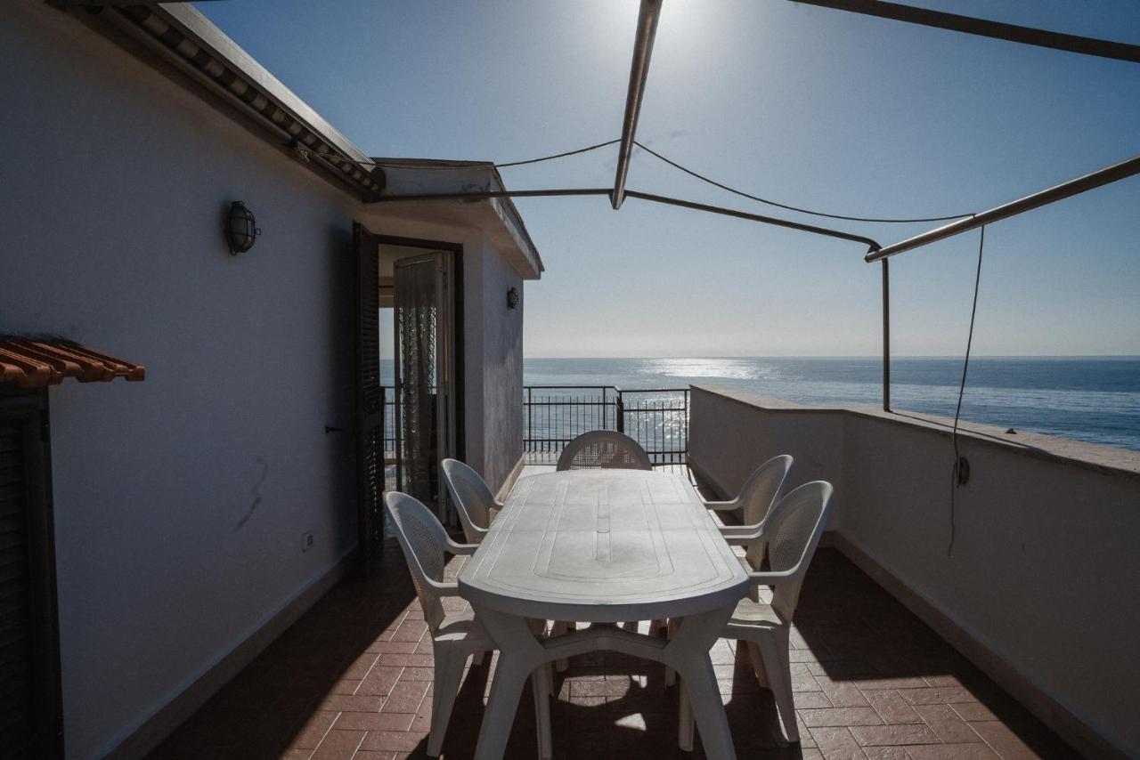 Be Your Home - Appartamento 4 Camere Sul Mare Scesa Al Mare Privata Santa Marinella Luaran gambar