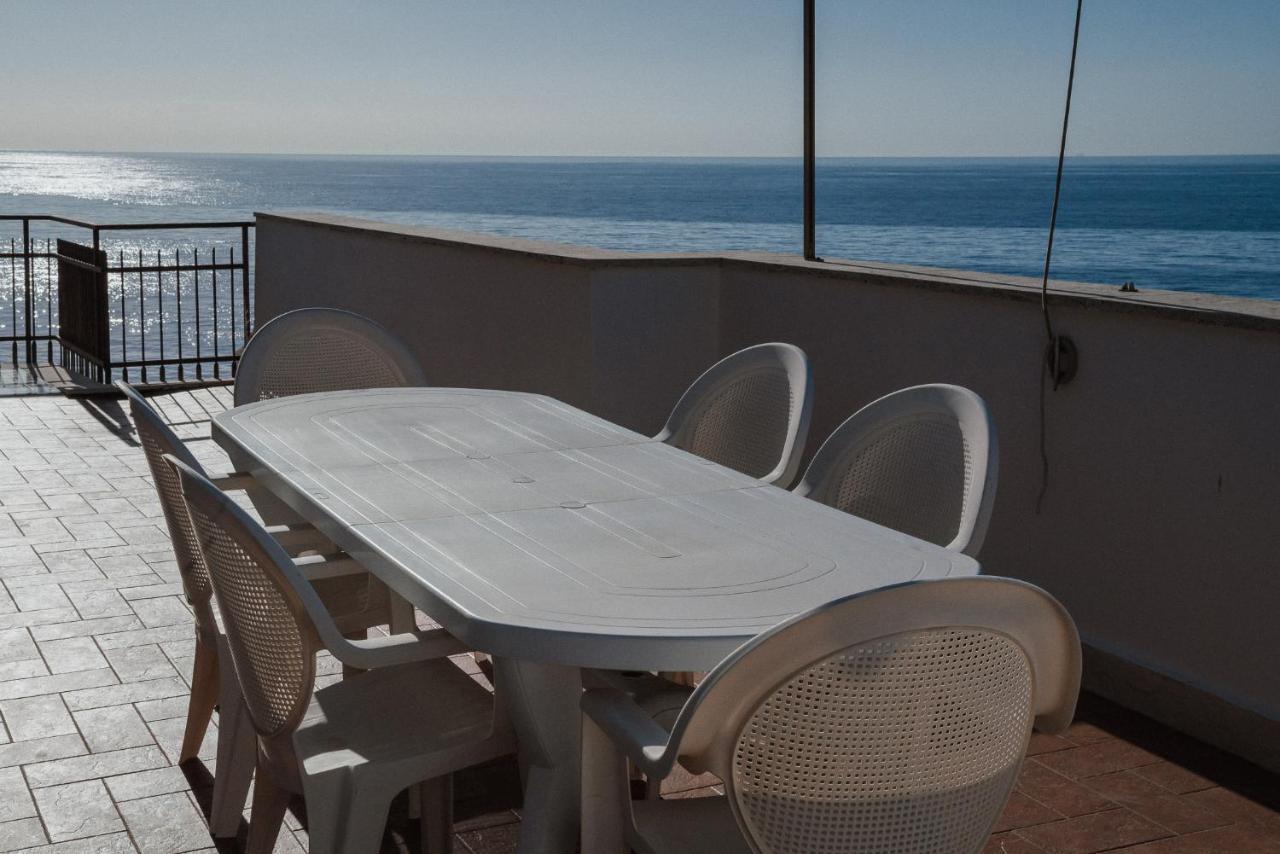 Be Your Home - Appartamento 4 Camere Sul Mare Scesa Al Mare Privata Santa Marinella Luaran gambar