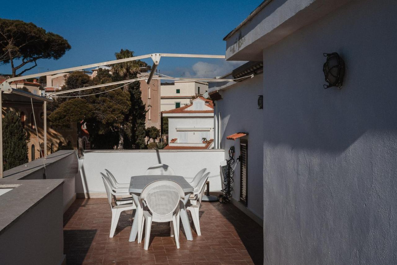 Be Your Home - Appartamento 4 Camere Sul Mare Scesa Al Mare Privata Santa Marinella Luaran gambar